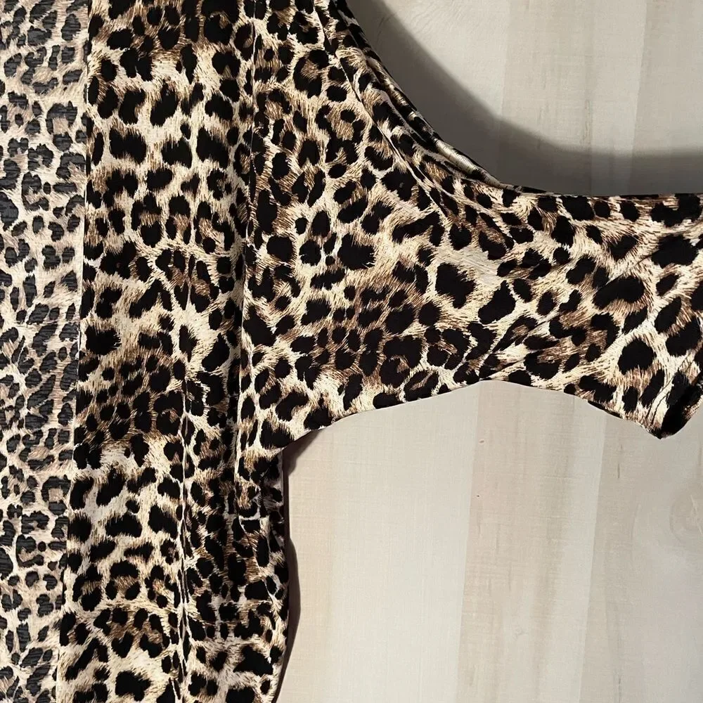 NWOT leopard print short kimono‎ style jacket, size small